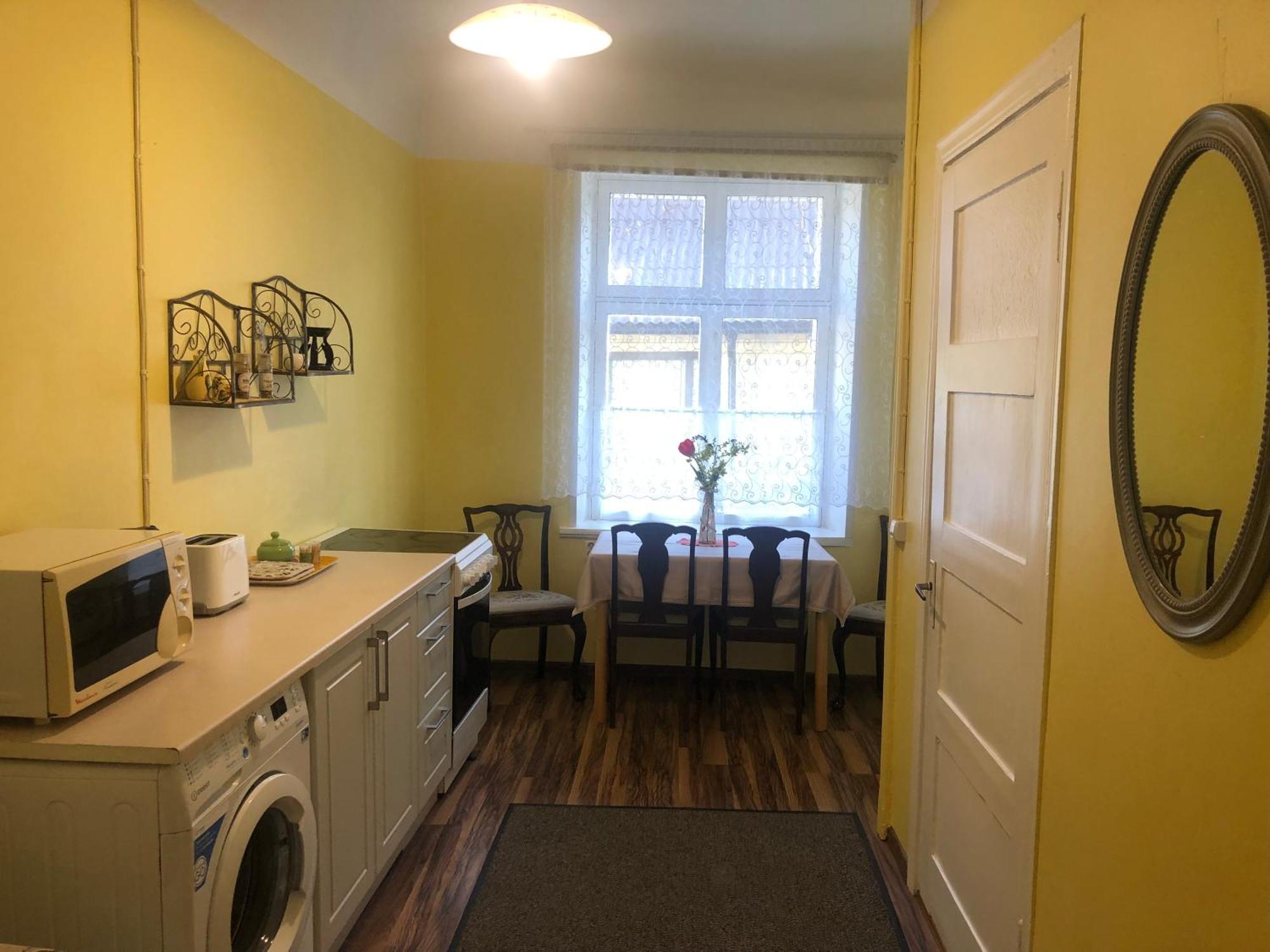 Posti Guest Apartment Вилянди Екстериор снимка